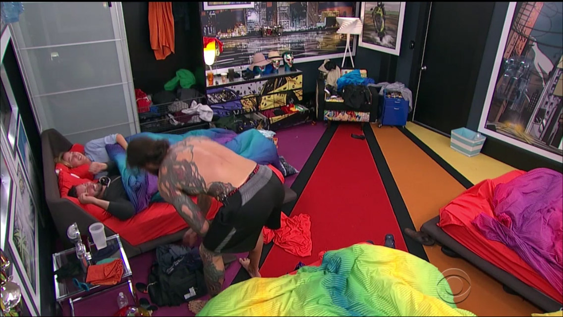 Liz and Jeff are busted by Austin